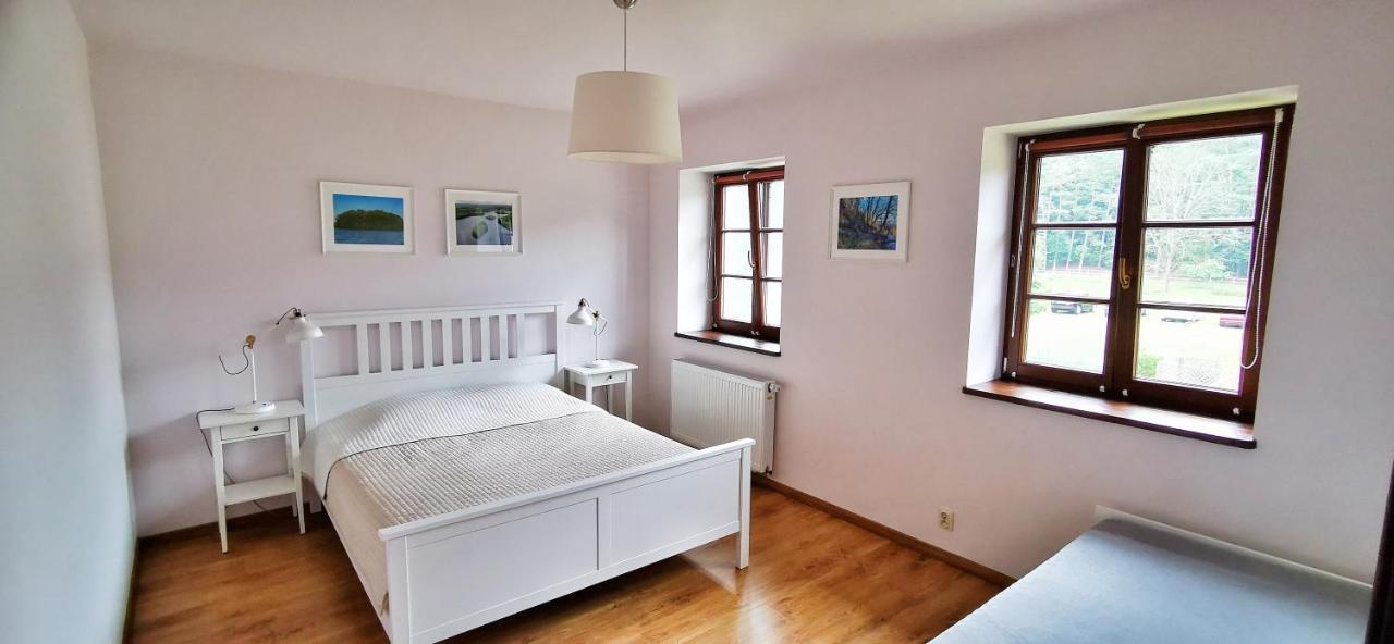 Gospodarstwo Nad Jeziorem Zalom  エクステリア 写真